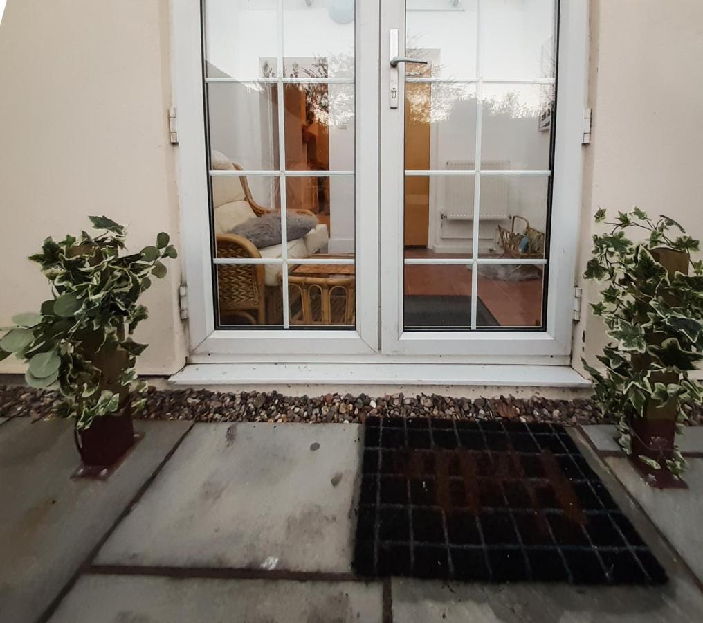 Welcoming 4 Bed Holiday Home In WTA Eastbourne Exterior foto