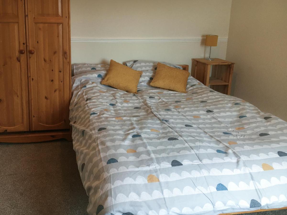 Welcoming 4 Bed Holiday Home In WTA Eastbourne Exterior foto