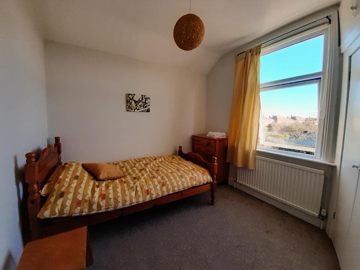 Welcoming 4 Bed Holiday Home In WTA Eastbourne Exterior foto